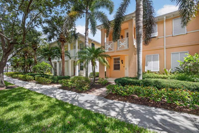 3 bedroom Townhouse at 219 Soriano Drive, Martinique At Abacoa 1, Jupiter — photo 4