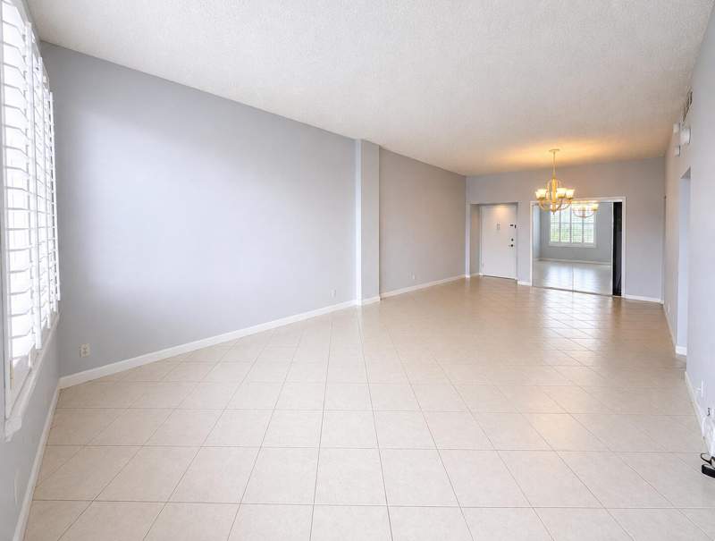 1 bedroom Condominium at 2851 S Ocean Boulevard #7s, Patrician Condo, Boca Raton — photo 4