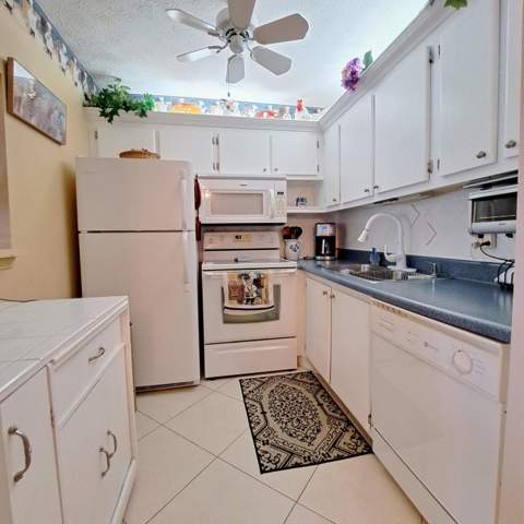 53 Northampton C, West Palm Beach FL - photo 8 of 31