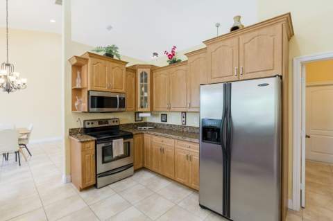 2301 SW Vale, Port St. Lucie FL - photo 14 of 64