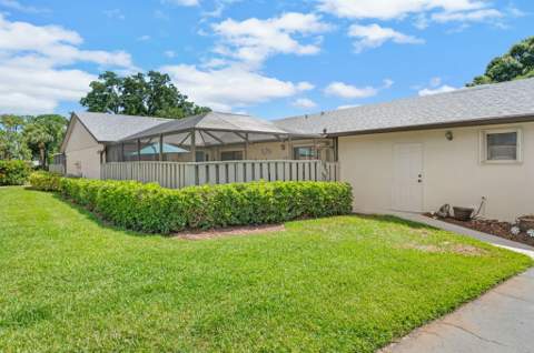 1531 Pheasant Walk #C, Fort Pierce FL - photo 24 of 27