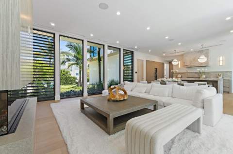 390 Jupiter Lane, Juno Beach FL - photo 11 of 63