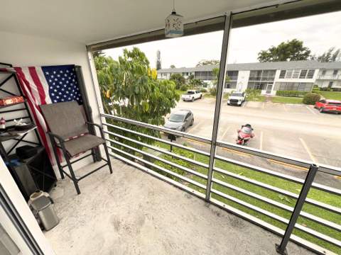 124 E Andover #124, West Palm Beach FL - photo 8 of 22