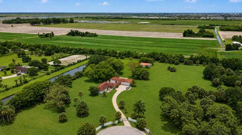 1029 Arabian Drive, Loxahatchee FL - photo 8 of 14