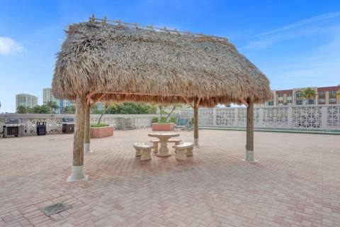 405 N Ocean Boulevard #305, Pompano Beach FL - photo 24 of 47