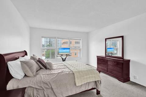 405 N Ocean Boulevard #305, Pompano Beach FL - photo 17 of 47