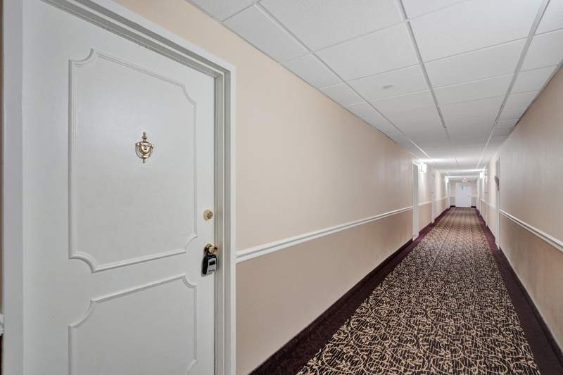 2 bedroom Condominium at 405 N Ocean Boulevard #305, Parliament House Condo, Pompano Beach — photo 5