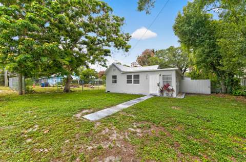 716 Citrus Avenue, Fort Pierce FL - photo 15 of 19