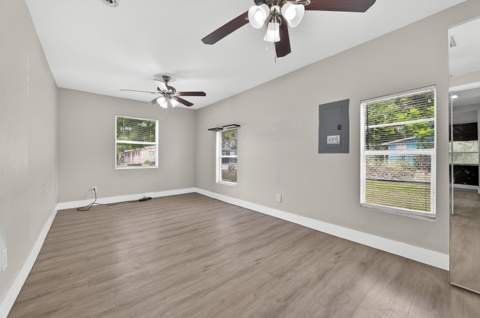 716 Citrus Avenue, Fort Pierce FL - photo 9 of 19
