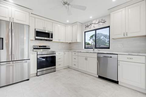 4854 Equestrian Circle #Apt B, Boynton Beach FL - photo 12 of 41