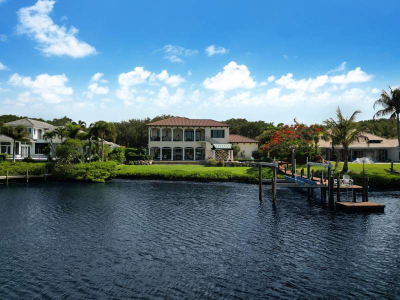 3 bedroom Single Family Residence at 10433 SE Banyan Way, Heritage Oaks, Jupiter — photo 5