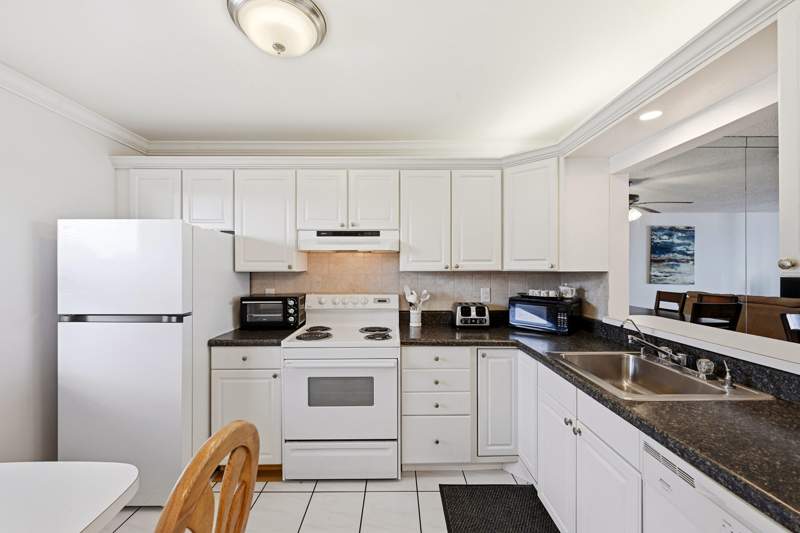 2 bedroom Condominium at 777 S Federal Highway #O406, Island Club 4, Pompano Beach — photo 4