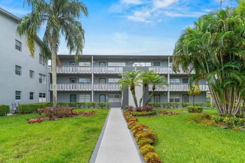 175 Suffolk E, Boca Raton FL - photo 18 of 23