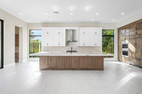 9109 Coral Isles Circle #{Lot 86}, Palm Beach Gardens FL - photo 12 of 48