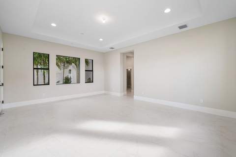 9109 Coral Isles Circle #{Lot 86}, Palm Beach Gardens FL - photo 17 of 48