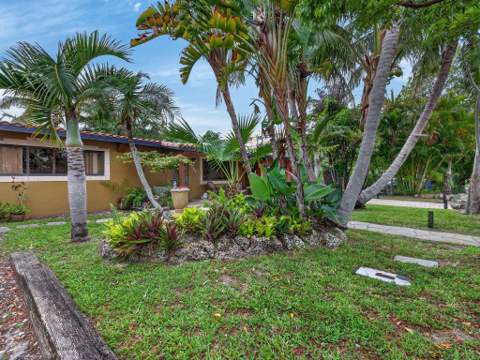 949 NE 25th Avenue, Pompano Beach FL - photo 14 of 88