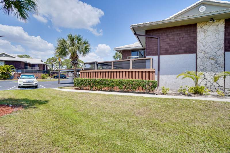 2 bedroom Condominium at 3201 SE Guinevere Lane #A, Camelot Gardens Phases 1 Thru 11, Port St. Lucie — photo 3