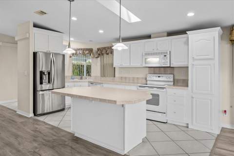 7654 Red Crossbill Court, Port St. Lucie FL - photo 9 of 50