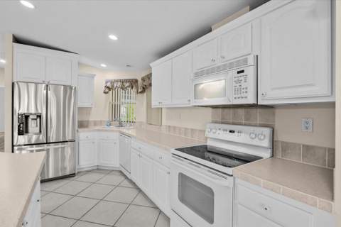 7654 Red Crossbill Court, Port St. Lucie FL - photo 11 of 50