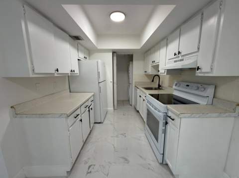 5702 NW 22nd Court #28-b, Lauderhill FL - photo 6 of 36