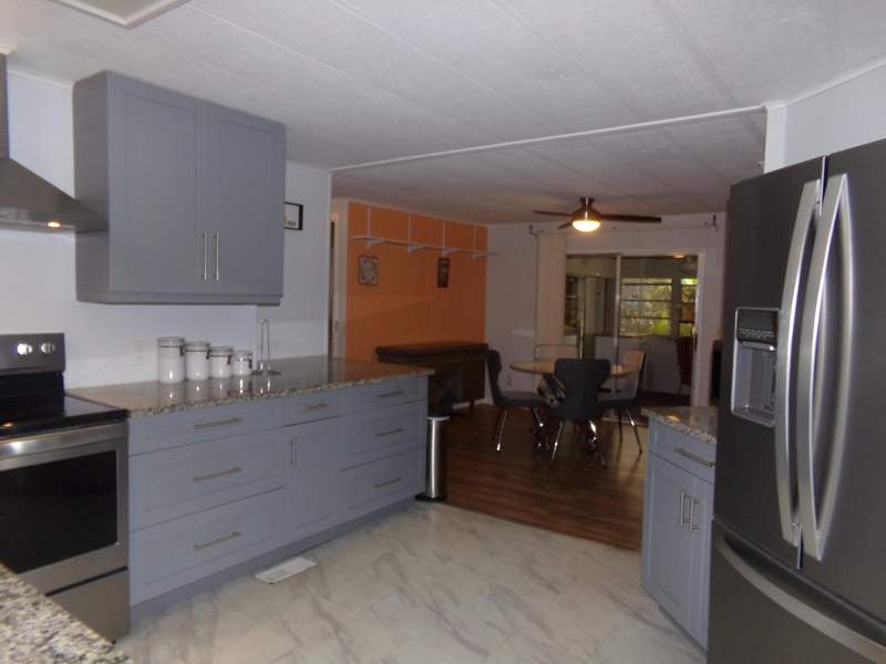 2 bedroom Manufactured Home at 57006 Antilles, Jamaica Bay Mobile Home Co Op, Boynton Beach — photo 4