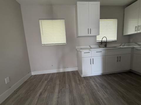 1437 NW 10th Place, Fort Lauderdale FL - photo 11 of 15