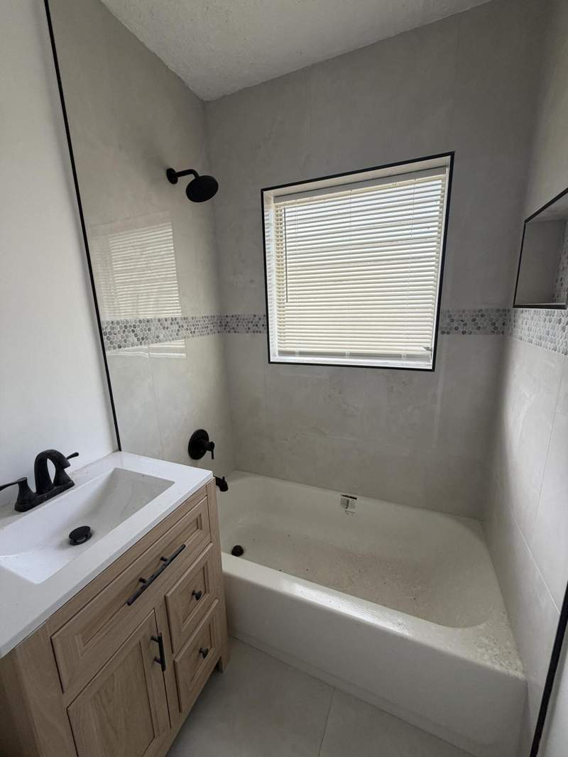 2 bedroom Single Family Residence at 1437 NW 10th Place, Lauderdale Manors Add, Fort Lauderdale — photo 2