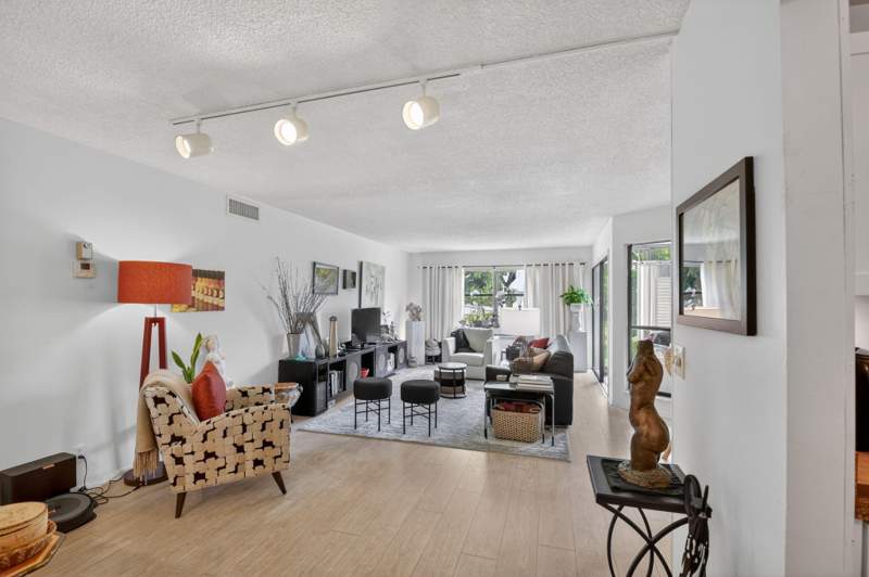 2 bedroom Condominium at 3329 Perimeter Drive, Lucerne Park , Greenacres — photo 5