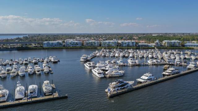 975 NW Flagler Avenue #206