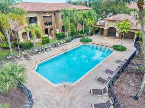 2914 Hope Valley Street #2108, West Palm Beach FL - photo 9 of 38