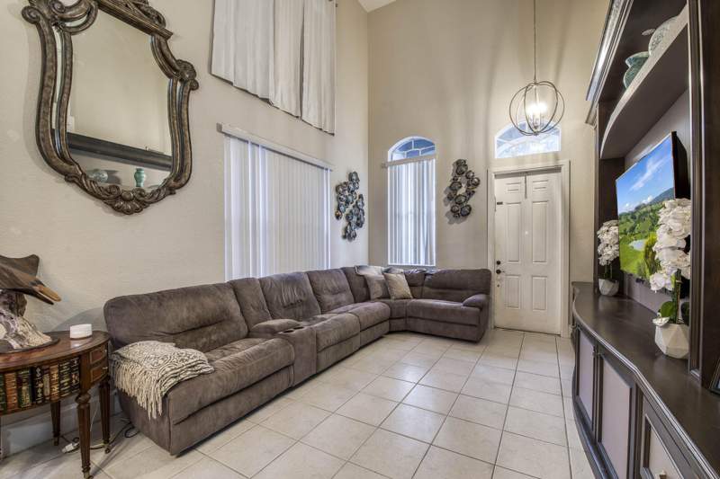 4 bedroom Single Family Residence at 1508 Sagewood Court, Thousand Oaks, Riviera Beach — photo 3