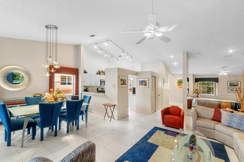 2 bedroom Condominium at 9829 Seacrest Circle #202, Palm Isles, Boynton Beach — photo 1