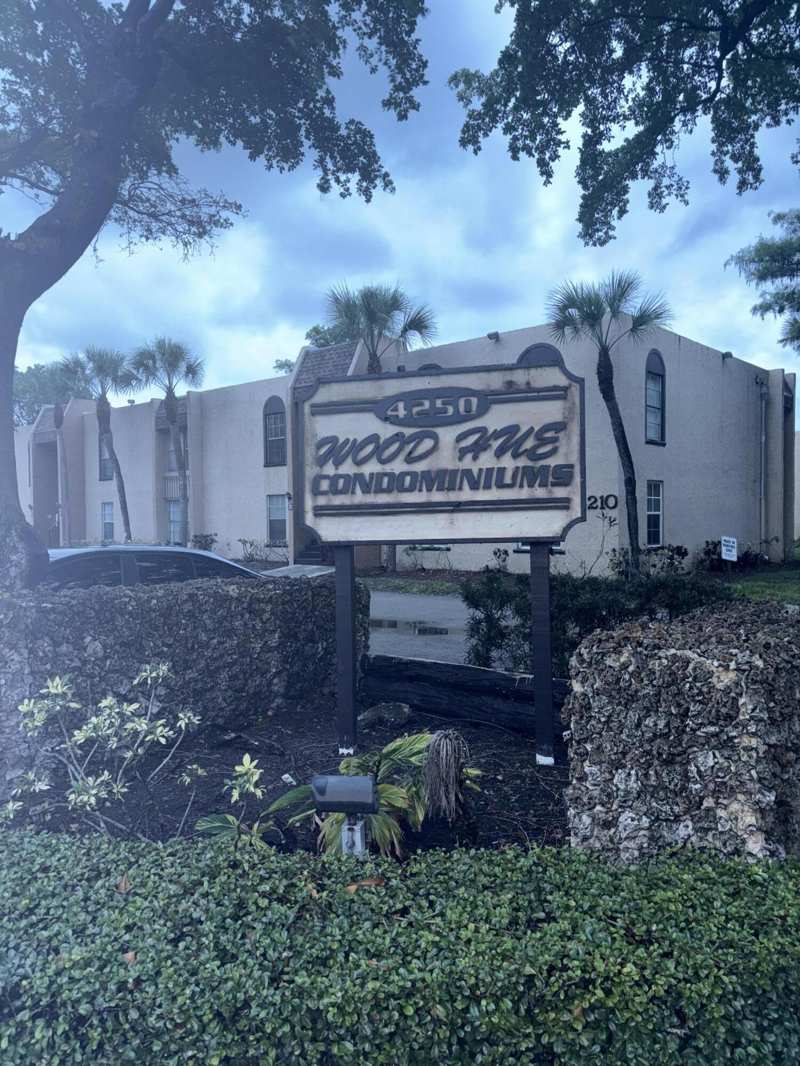 2 bedroom Condominium at 4210 NW 21st Street #117, Wood Hue II Condo, Lauderhill — photo 1
