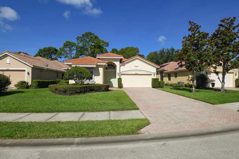 3 bedroom Single Family Residence at 8825 Champions Way, PGA Village (The Lakes), Port St. Lucie — photo 2