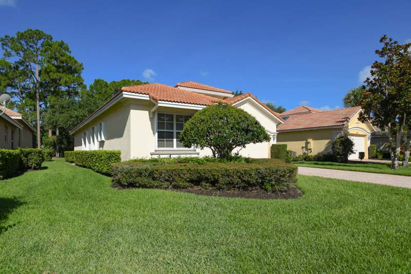 3 bedroom Single Family Residence at 8825 Champions Way, PGA Village (The Lakes), Port St. Lucie — photo 3