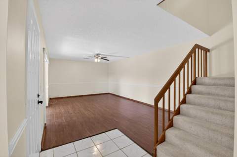 1565 Augusta Circle #103, Delray Beach FL - photo 8 of 31