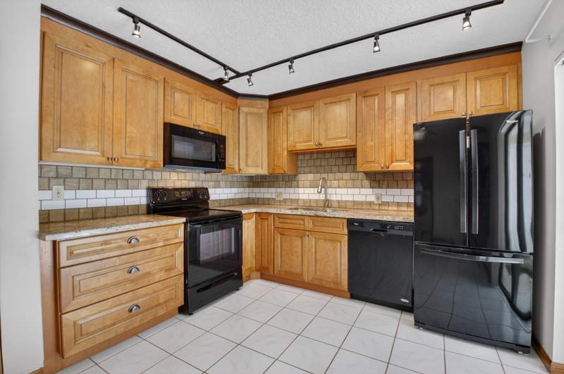 2 bedroom Townhouse at 1565 Augusta Circle #103, Lakeside, Delray Beach — photo 2