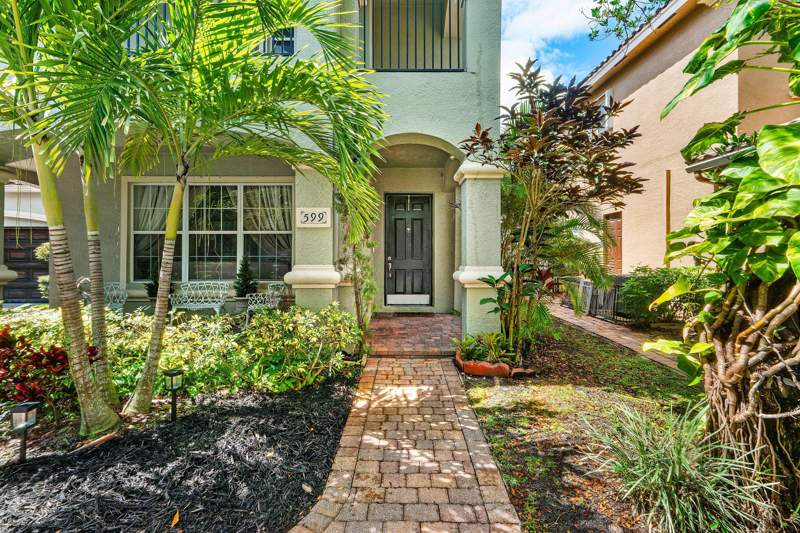 5 bedroom Single Family Residence at 599 Cresta Circle, Terracina Johnson Property, West Palm Beach — photo 4