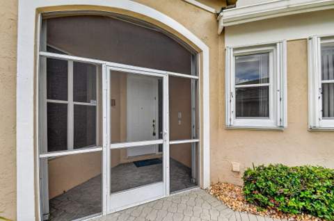 7760 Carrington Court, Boynton Beach FL - photo 6 of 98