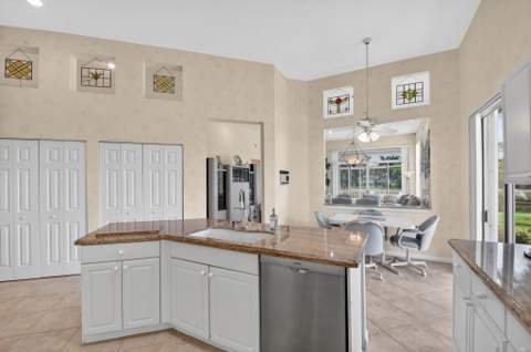 7760 Carrington Court, Boynton Beach FL - photo 16 of 98