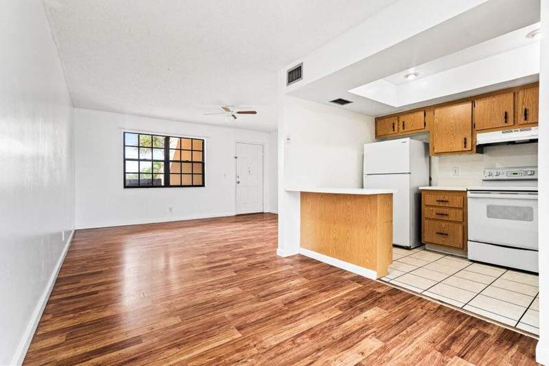 2 bedroom Condominium at 4151 Oak Terrace Drive #4151, Oak Court Condo, Greenacres — photo 2