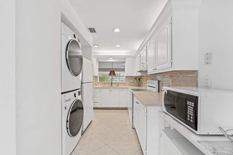 2 bedroom Condominium at 5656 Via Delray Boulevard, Palm Greens At Villa Del Ray Condo II, Delray Beach — photo 5