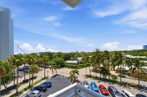 1920 S Ocean Drive #511, Fort Lauderdale FL - photo 6 of 15