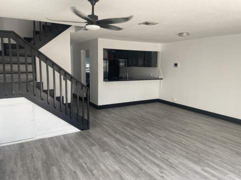 817 Crystal Lake Drive, Deerfield Beach FL - photo 11 of 19