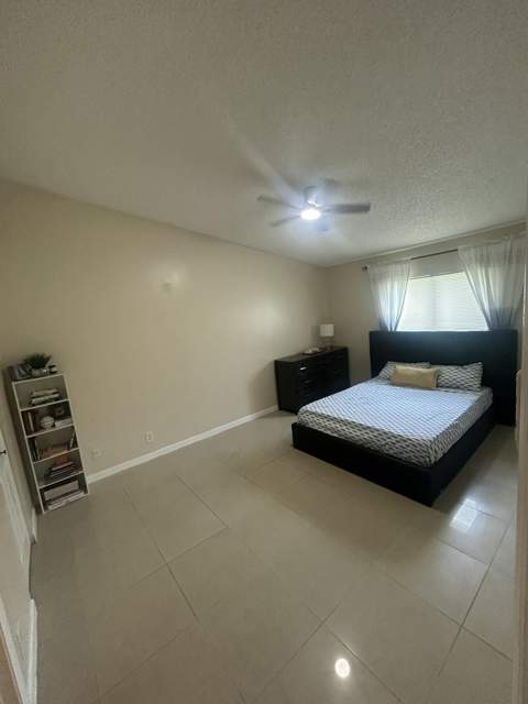 201 Maplewood Drive #201, Greenacres FL - photo 11 of 26