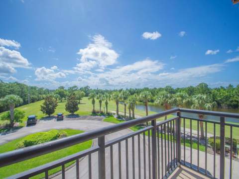 4190 Gator Greens Way #32, Fort Pierce FL - photo 6 of 40