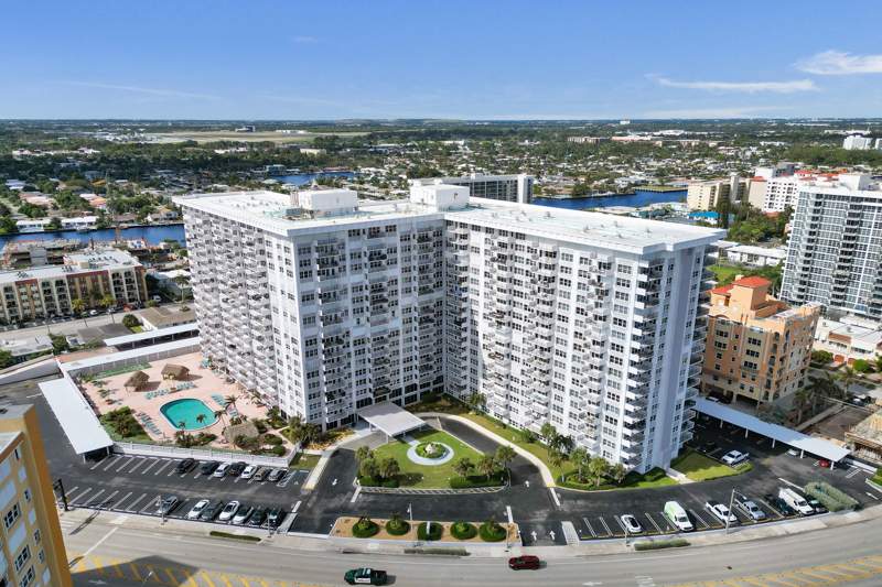 2 bedroom Condominium at 405 N Ocean Boulevard #305, Parliament House Condo, Pompano Beach — photo 3