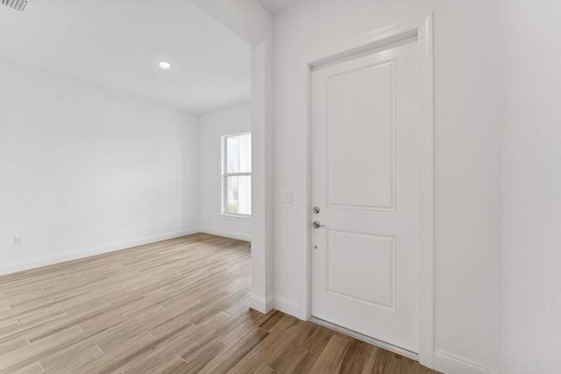 5 bedroom Single Family Residence at 6799 SE Lost Pine Drive, Salerno Reserve At Showcase Pud, Stuart — photo 3