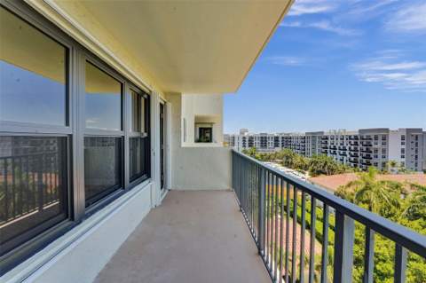 3200 Port Royale Drive #905, Fort Lauderdale FL - photo 22 of 49