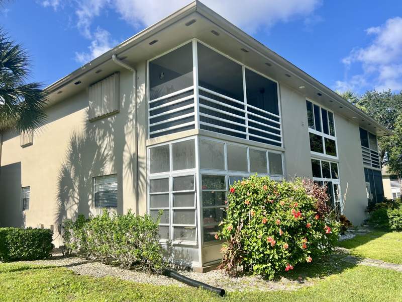 1 bedroom Condominium at 32 Lake Vista Trail #105, Vista St Lucie Buildings 9 Thru 20, Port St. Lucie — photo 4
